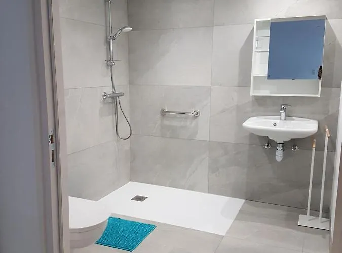 Herisson Rdc Accessible Pmr * コルニモン