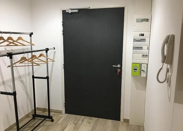 Herisson Rdc Accessible Pmr アパート *